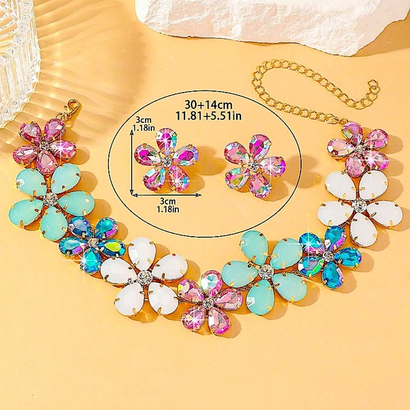 Elegant Austrian Crystal Flower Necklace Earrings Set Multi Color Gold State… - Picture 8 of 8